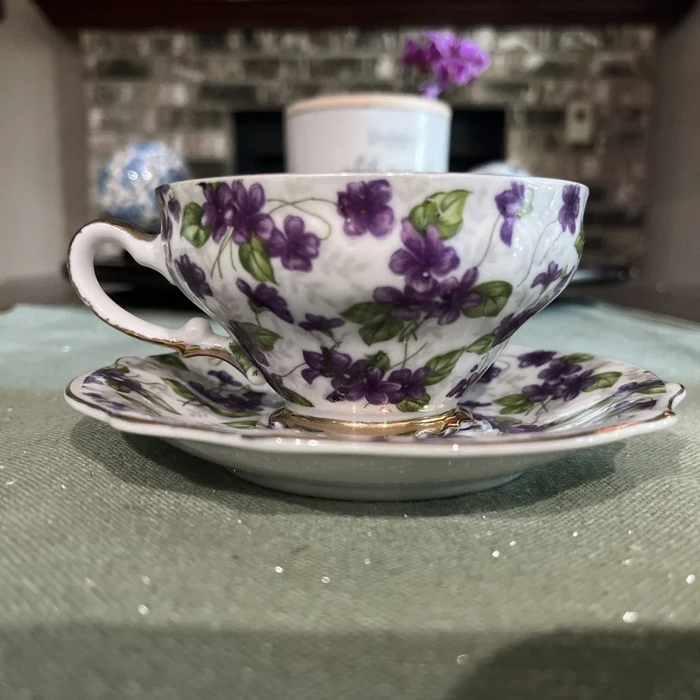Victoria Ceramics Japan Porcelain Violets Gold Lusterware Teacup & Saucer Rare!